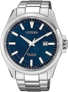 Citizen Herren Analog Eco-Drive Uhr mit Super Titanium Armband BM7470-84L, Silber